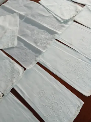 12 Asciugamani Battista Ricamati a Mano cm 56x36