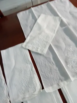 12 Asciugamani Battista Ricamati a Mano cm 56x36