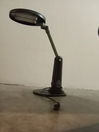 Flexo de mesa negro y gris