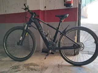 Bicicleta Eléctrica Cube Reation