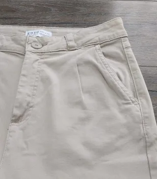 Pantalones chinos beige talla M