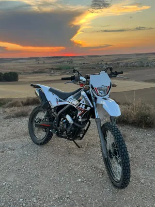 Rieju MRT 125 4T Moto