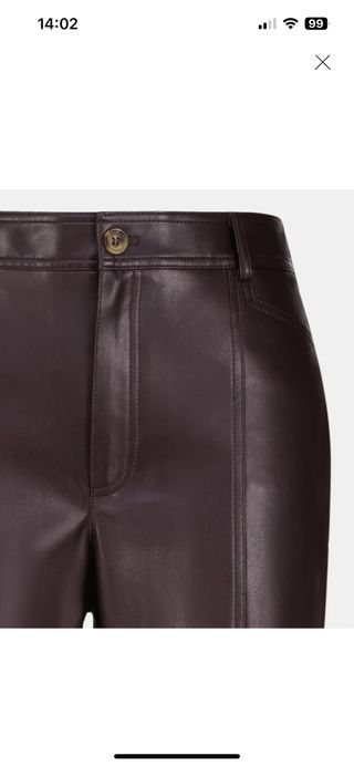Pantalón efecto piel granate Woman nuevo
