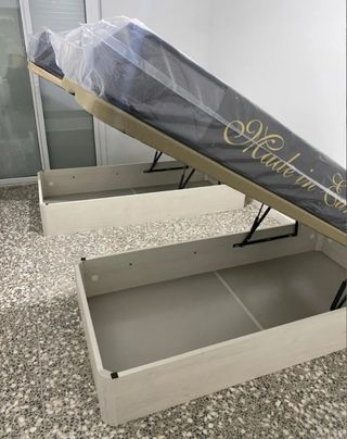 Canapé canapé canapé