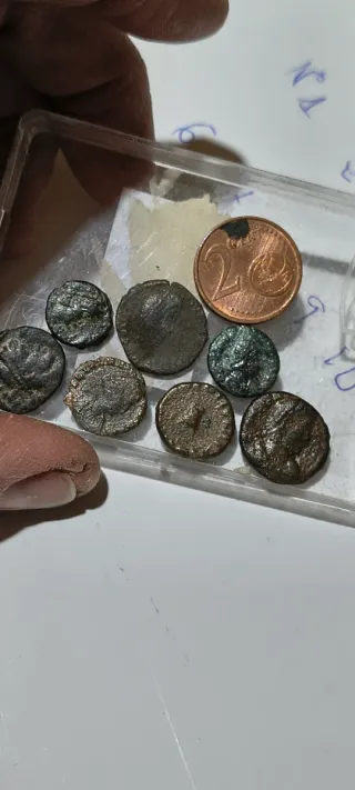 Lotto di 10 antiche monete romane
