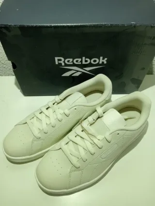 ESTRENA! Zapatillas Reebok talla 37.5 Unisex
