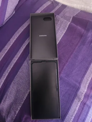 Samsung Z Flip 7 512GB