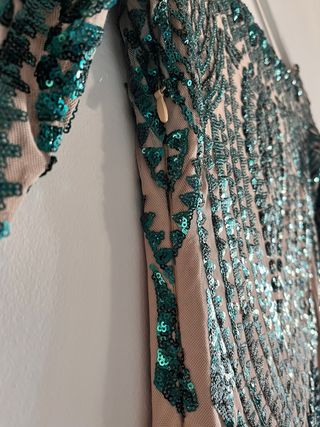 Vestido largo lentejuelas verde y beige