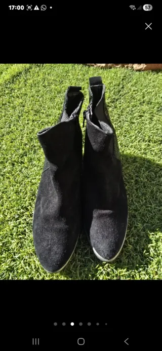 Botín de Piel Negro