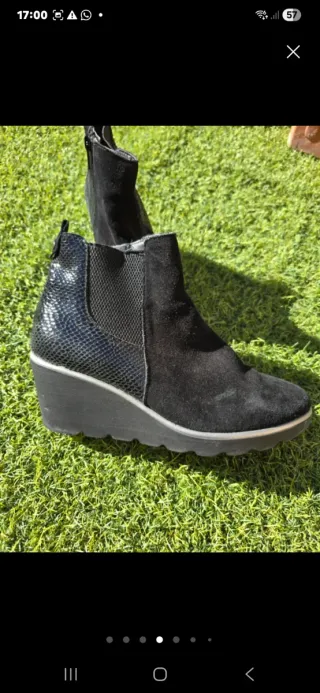 Botín de Piel Negro