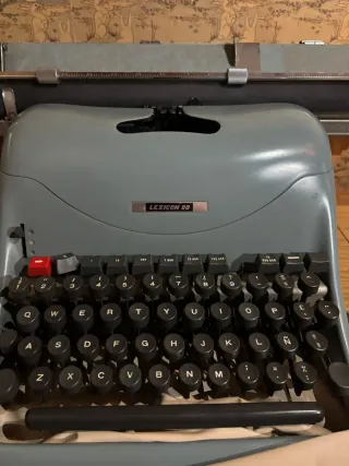 2 Macchine da Scrivere Olivetti