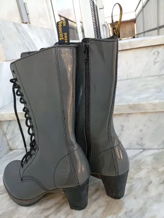 Stivali Dr. Martens limited edition grigi