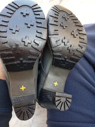 Stivali Dr. Martens limited edition grigi