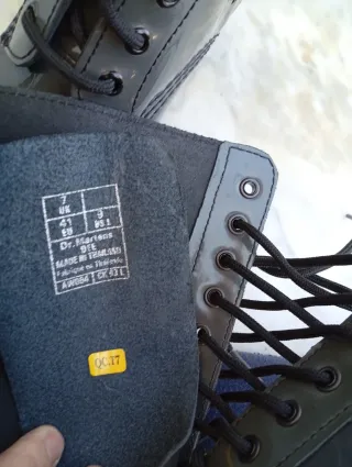 Stivali Dr. Martens limited edition grigi