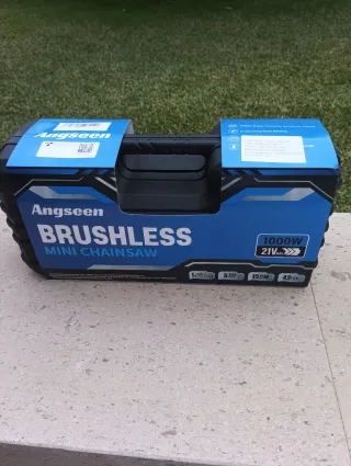 Sierra para poda de 6" 21V con 2 baterías