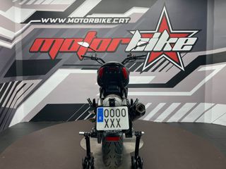 Benelli 502 C Cruiser Negra