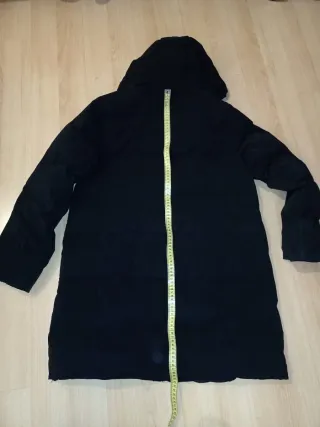 Abrigo plumífero negro Zara Talla XL