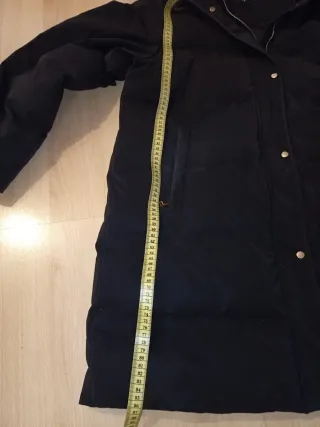 Abrigo plumífero negro Zara Talla XL