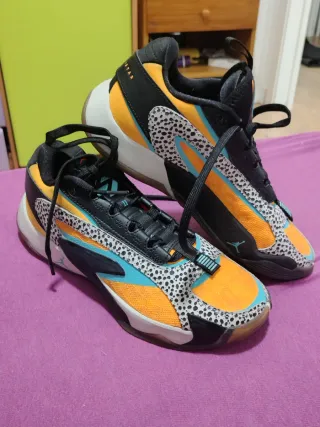 Zapatillas Baloncesto Jordan FQ9044-800 Talla 38