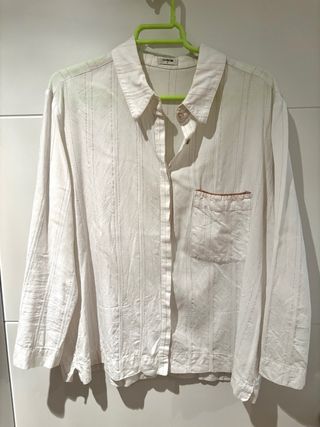 Conjunto 5 prendas: blusas, camisa y camiseta