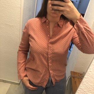 Conjunto 5 prendas: blusas, camisa y camiseta