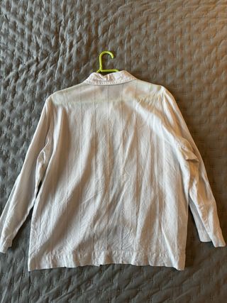 Conjunto 5 prendas: blusas, camisa y camiseta