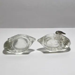 Coppia di porta spezie a forma di cigno