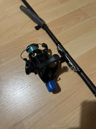 Caña de pescar telescópica con carrete