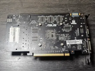 Tarjeta Gráfica Asus GTX550 Ti 1GB DDR5