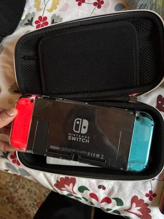 Nintendo Switch Azul y Rojo