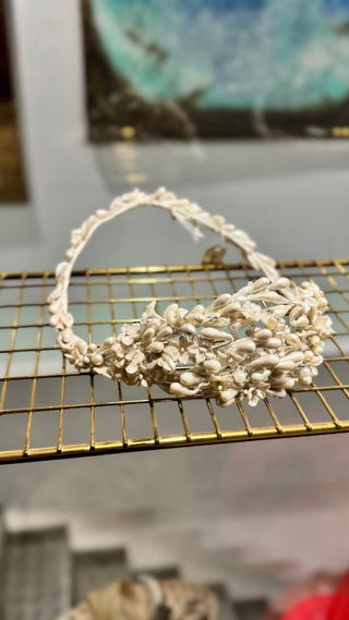 Tocado diadema boda invitada hecho a mano