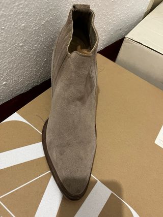 Botín tacón ante Zara beige