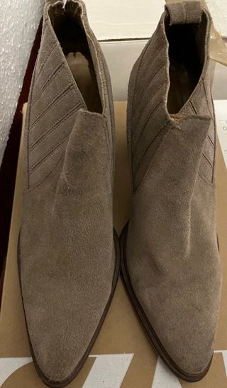 Botín tacón ante Zara beige