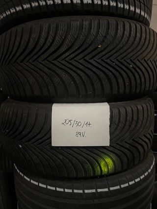 Neumático 205/50/17 89V