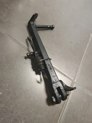 ♻️Pata lateral Suzuki Bandit 600♻️