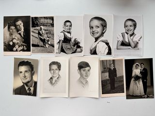 Lotto di 35 vecchie foto e scatola di sigari