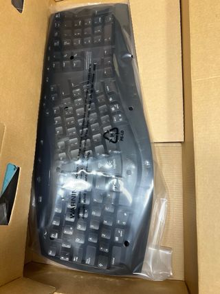 Logitech Cordless Desktop Comfort Teclado y Ratón