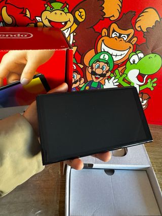 Nintendo Switch OLED 2024 COMO NUEVA aún plasticos