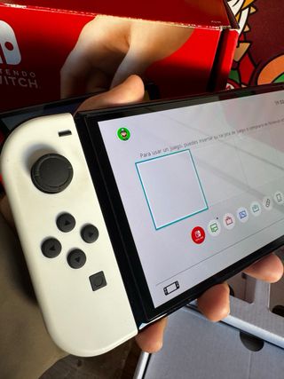 Nintendo Switch OLED 2024 COMO NUEVA aún plasticos