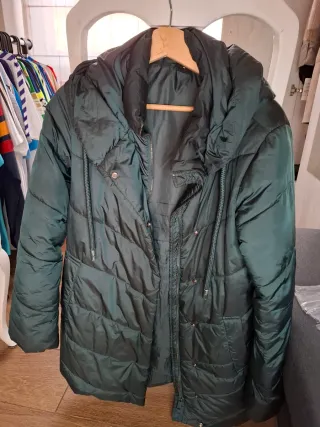 Chaqueta verde acolchada talla L