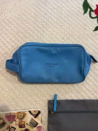 Set 3 Borselli Laura Biagiotti e Coloplast