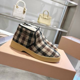 Stivali Miu Miu a Quadri Taglia 35-40 Mai Usati