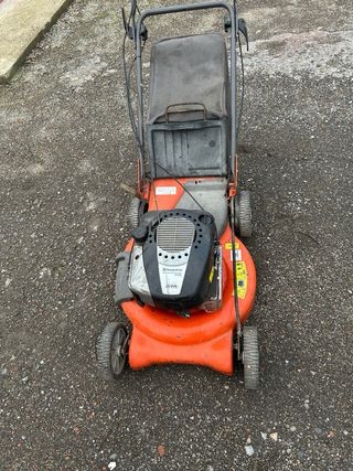 Cortacésped Husqvarna Naranja