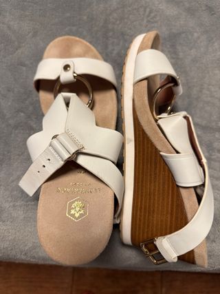 Sandalias Lumberjack Blancas y Doradas