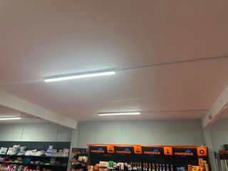 Focos LED luz blanca para tiendas, cocheras y nave