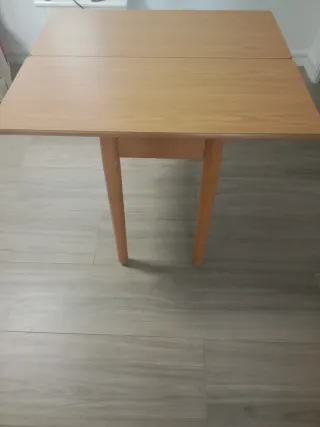 Mesa de madera extensible