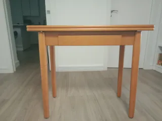 Mesa de madera extensible