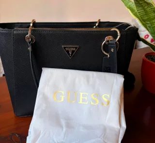 Bolso Guess Negro
