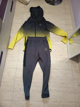 Conjunto SikSilk Sudadera y Pantalón Gris Amarillo