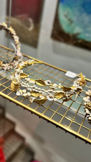 Tocado diadema boda invitada hecho a mano